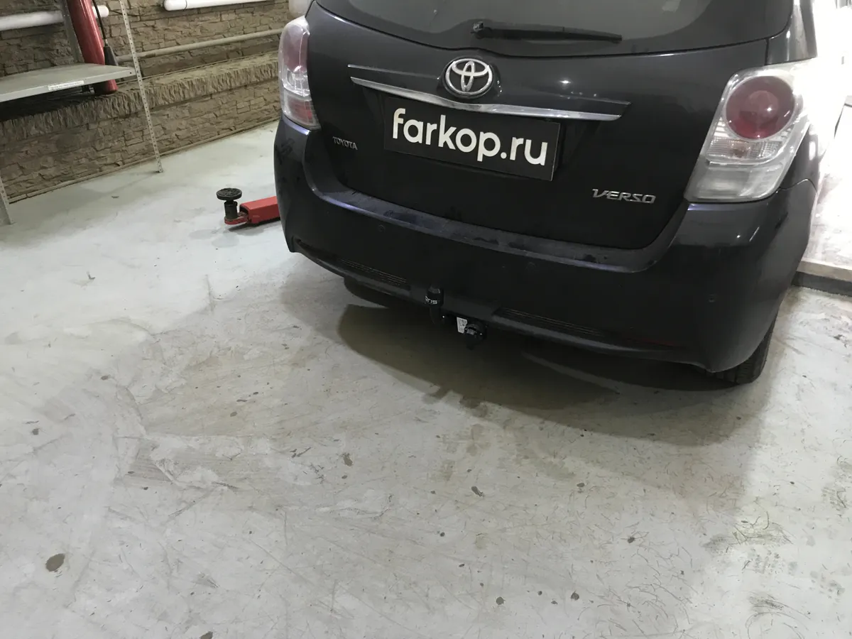 Фаркоп Oris для Toyota Verso 2012-2018 3069-A в Новокузнецк Фаркоп Oris для Toyota Verso 2012-2018 3069-A в Новокузнецк