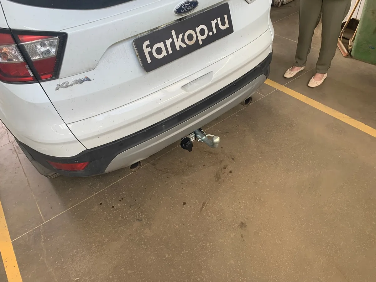 Фаркоп Лидер Плюс для Ford Kuga 2013-2019 F120-BA в Новокузнецк Фаркоп Лидер Плюс для Ford Kuga 2013-2019 F120-BA в Новокузнецк