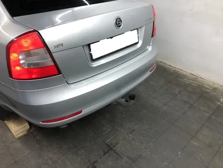 Фаркоп Galia для Skoda Octavia (лифтбек, универсал, вкл. Scout) 2005-2013 S086C в Новокузнецк