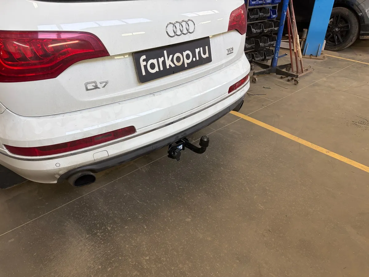 Фаркоп Berg для Audi Q7 2006-2015 F.5813.001 в Новокузнецк Фаркоп Berg для Audi Q7 2006-2015 F.5813.001 в Новокузнецк