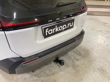 Фаркоп Berg для Toyota RAV4 2025- F.5717.002 в Новокузнецк