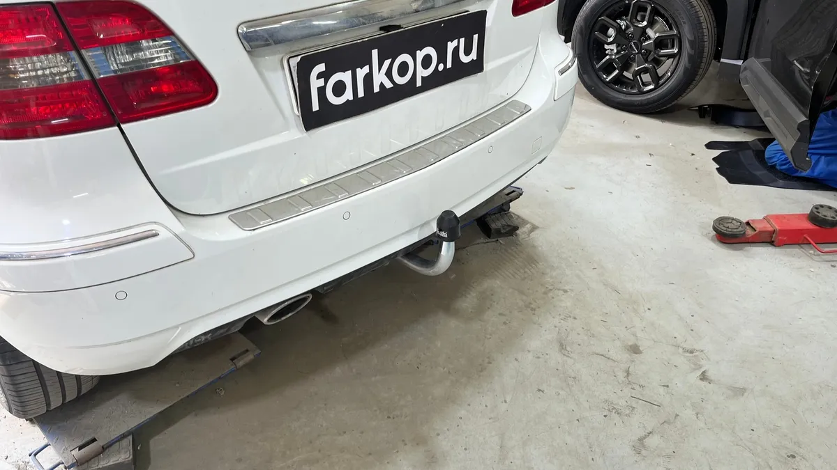 Фаркоп Galia для Mercedes B-class 2005-2011 M113A в Новокузнецк Фаркоп Galia для Mercedes B-class 2005-2011 M113A в Новокузнецк