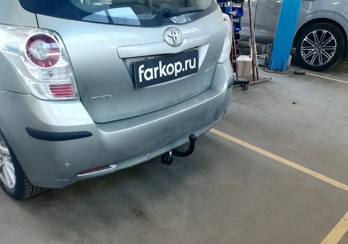 Фаркоп Steinhof для Toyota Verso 2009-2012 Арт. T-210 T-210 в Новокузнецк