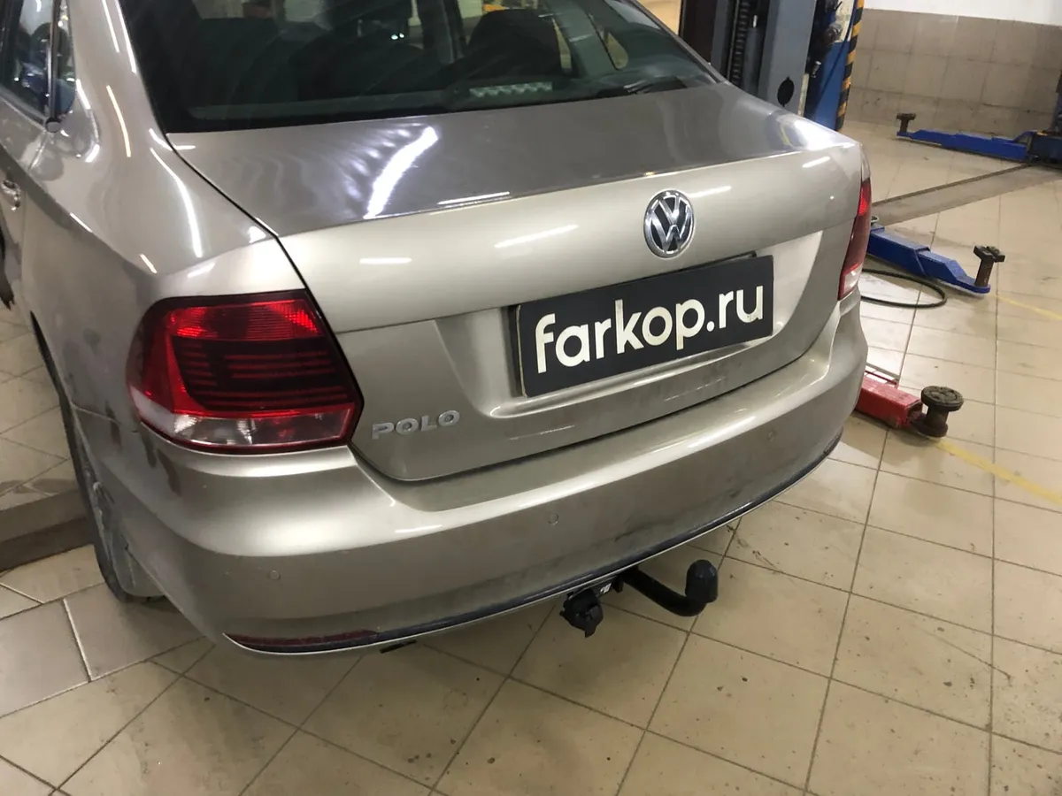 Фаркоп Berg для Volkswagen Polo 2010-2020 F.5112.001 в Новокузнецк Фаркоп Berg для Volkswagen Polo 2010-2020 F.5112.001 в Новокузнецк