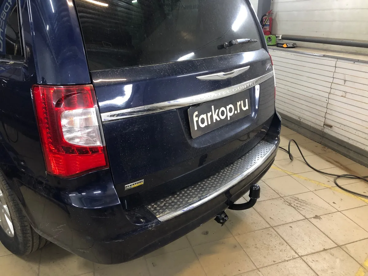 Фаркоп Steinhof для Chrysler Grand Voyager (STOWn GO) 2008-2015 C-207 в Новокузнецк Фаркоп Steinhof для Chrysler Grand Voyager (STOWn GO) 2008-2015 C-207 в Новокузнецк