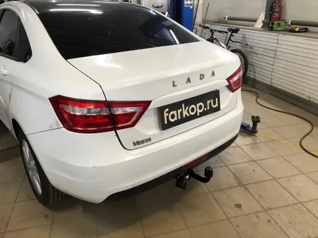 Фаркоп Berg для Lada Vesta (вкл. Cross) 2015-2022 Арт. F.6012.003 F.6012.003 в Новокузнецк