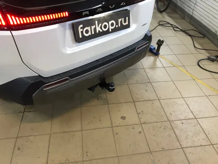 Фаркоп TowRus для Toyota RAV4 2025- 229420 в Новокузнецк