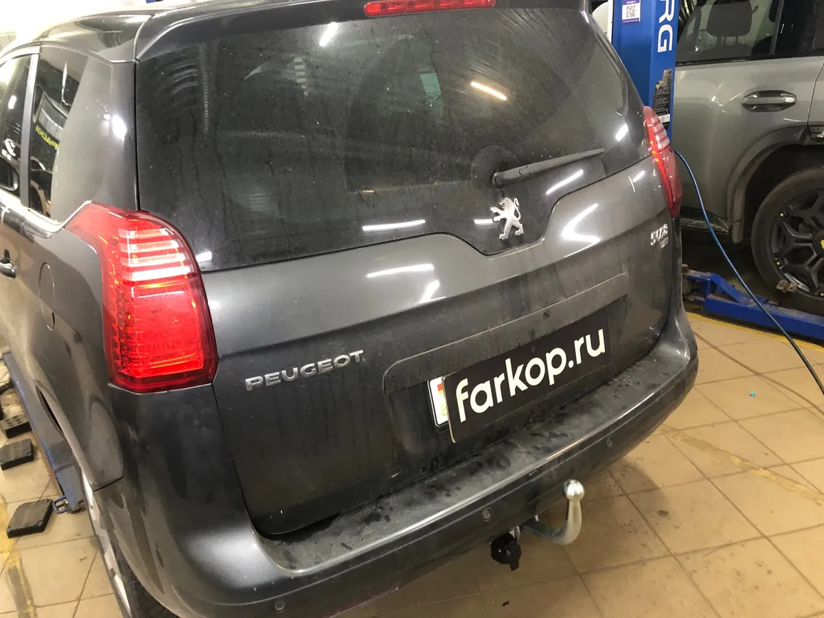 Фаркоп Galia для Peugeot 5008 2010-2016 C051A в Новокузнецк Фаркоп Galia для Peugeot 5008 2010-2016 C051A в Новокузнецк