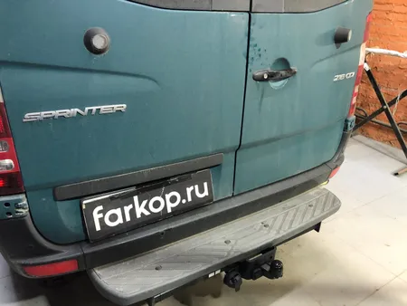 Фаркоп Steinhof для Mercedes Sprinter 2006-2018, (для а/м со ступенькой, кроме самой короткой базы) V-033 в Новокузнецк
